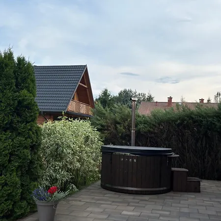 Caloroczny Dom Do Wynajecia Z Balia I Jacuzzi Mazury Spychowo